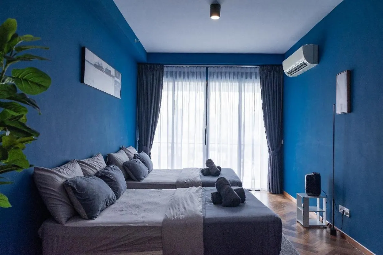 Deluxe Seaview Suite Twin Bed By The Only Bnb Tanjong Tokong マレーシア
